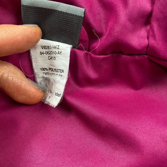 Champion Women's Fuchsia Rain Jacket Size Small - Picture 12 of 15